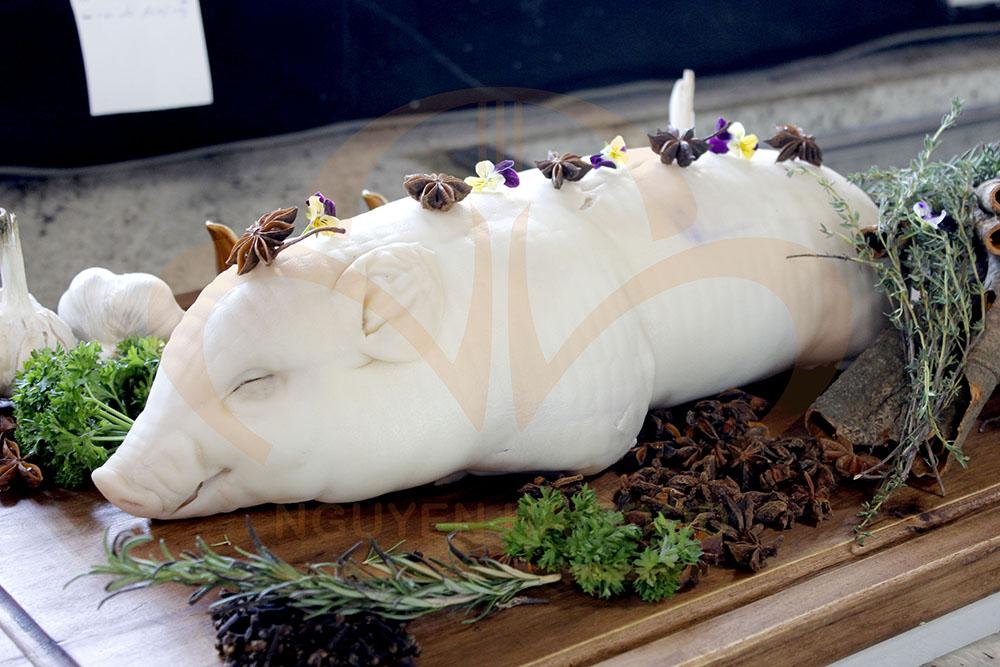 Heo sữa sống Vifoods